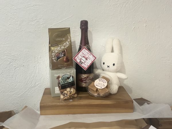 Luxury Hamper - Image 2