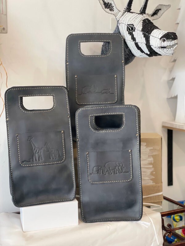 Black dual leather wine bags